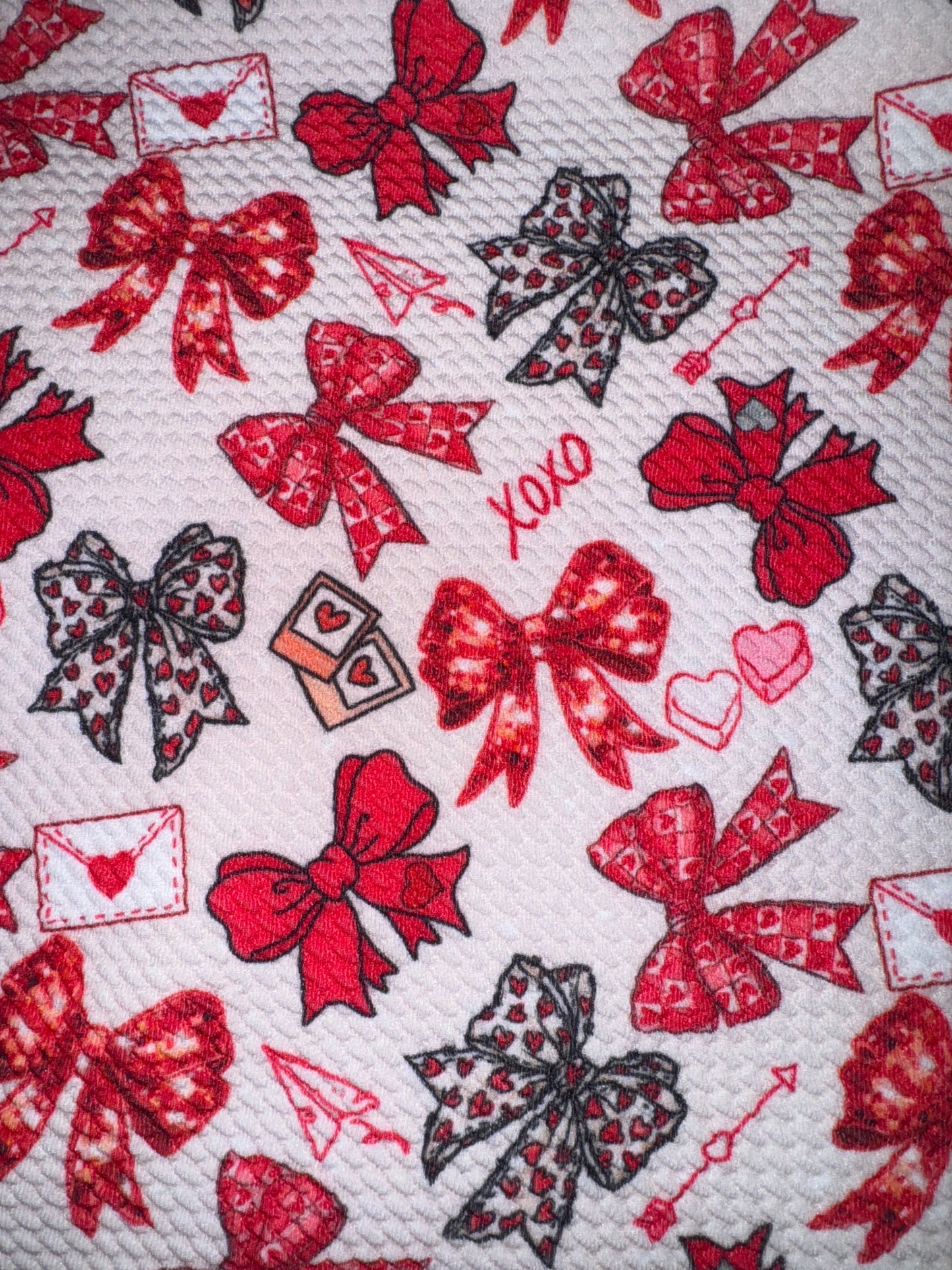 Valentines bows bullet fabric 1/2 yard